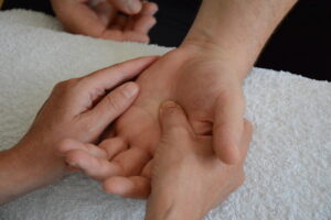 Cursus Handmassage voor ouderen